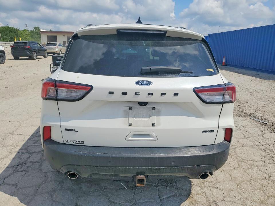 2022 FORD ESCAPE SEL — Фото 6 из 13