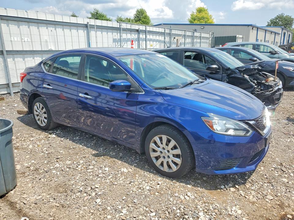 2017 NISSAN SENTRA S — Фото 4 из 13