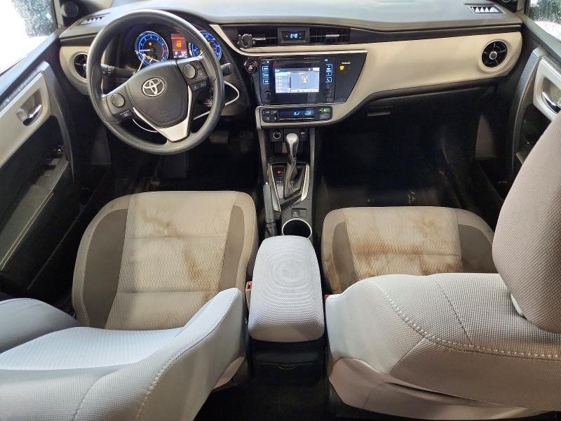 2017 TOYOTA COROLLA LE — Фото 8 из 13