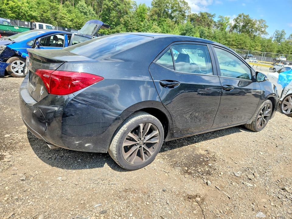 2017 TOYOTA COROLLA SE — Фото 3 из 12