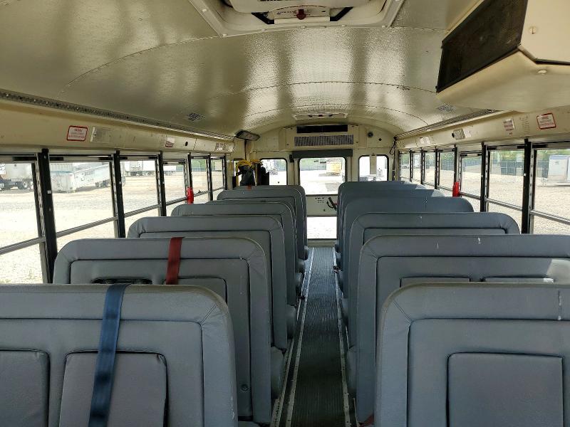 2014 IC CORPORATION CE SERIES SCHOOL - SCHOOL BUS — Фото 6 из 10