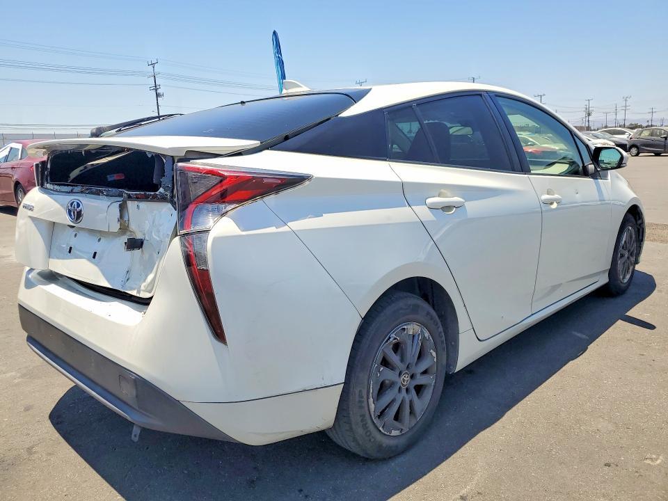 2017 TOYOTA PRIUS TWO — Фото 3 из 12