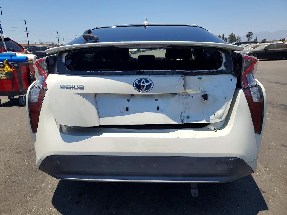 2017 TOYOTA PRIUS TWO — Фото 6 из 12