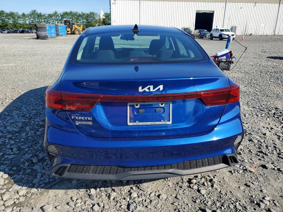 2022 KIA FORTE LXS — Фото 6 из 12