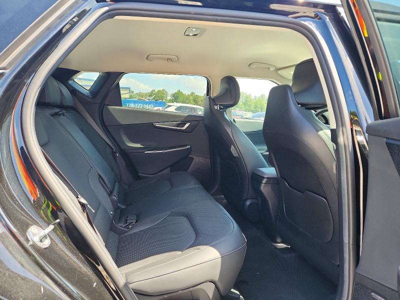 2022 KIA EV6 WIND — Фото 10 из 12