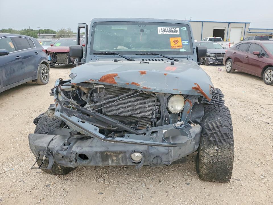 2014 JEEP WRANGLER UNLIMITED SPORT — Фото 5 из 13