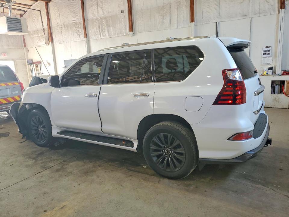 2022 LEXUS GX 460 — Фото 2 из 13