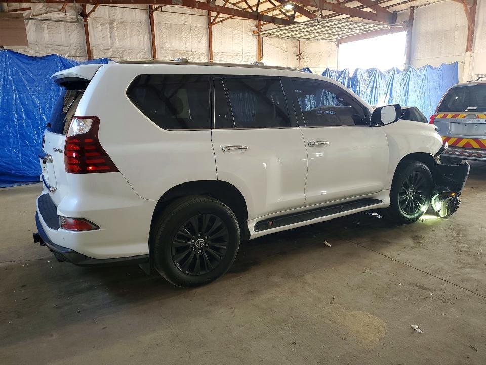 2022 LEXUS GX 460 — Фото 3 из 13