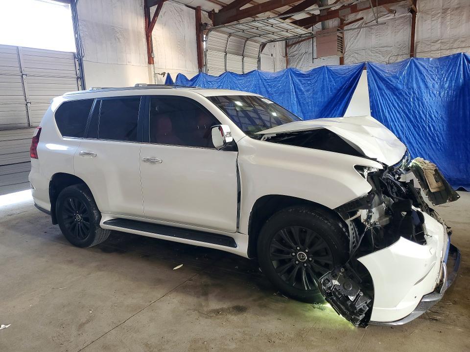 2022 LEXUS GX 460 — Фото 4 из 13