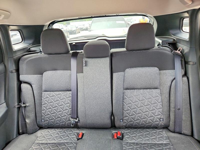 2025 NISSAN KICKS SV — Фото 10 из 13
