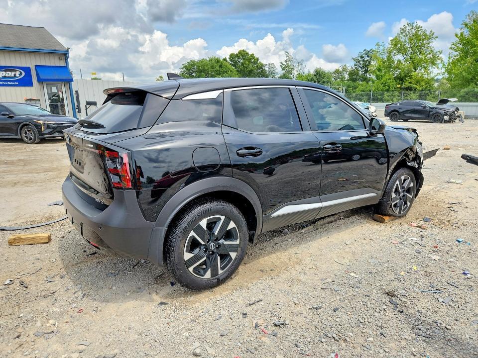 2025 NISSAN KICKS SV — Фото 3 из 13
