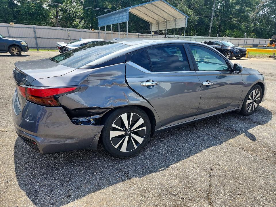 1N4BL4DV2NN354681 2022 NISSAN ALTIMA photo no. 3