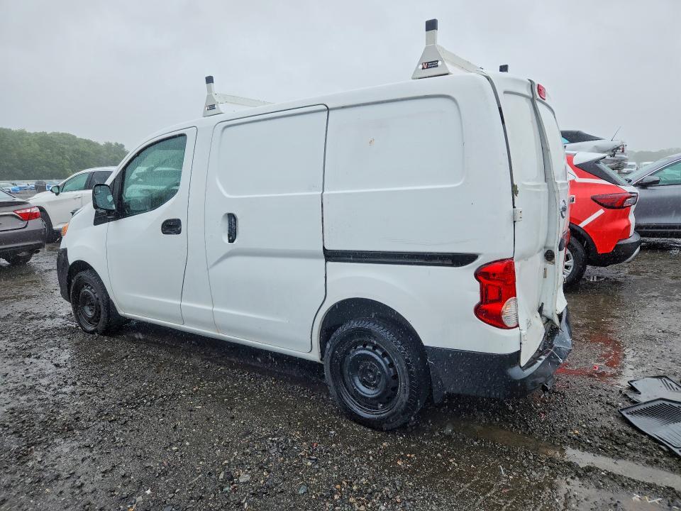 2014 NISSAN NV200 S — Фото 2 из 13