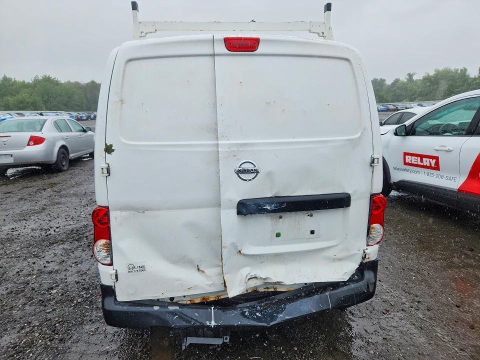 2014 NISSAN NV200 S — Фото 6 из 13