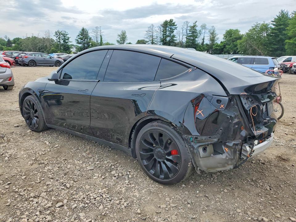 2022 TESLA MODEL Y — Фото 2 из 12