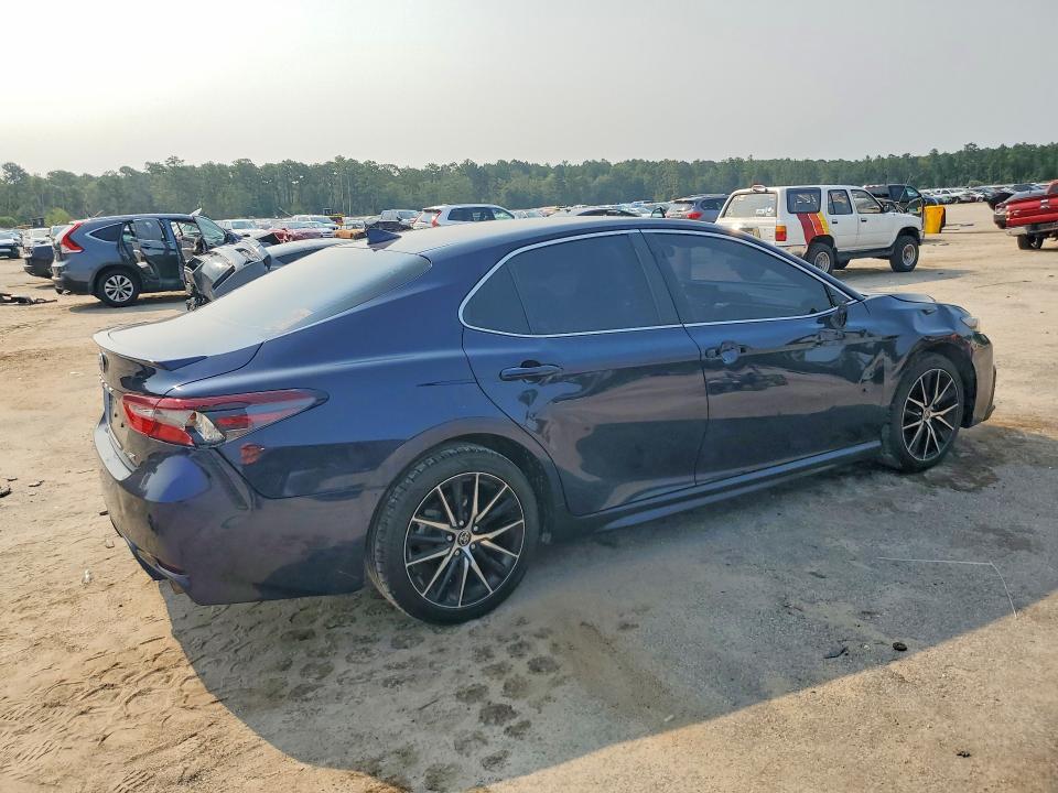 2022 TOYOTA CAMRY SE — Фото 3 из 12