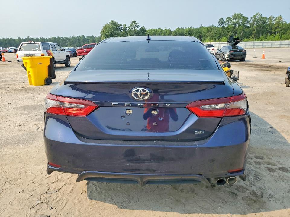 2022 TOYOTA CAMRY SE — Фото 6 из 12