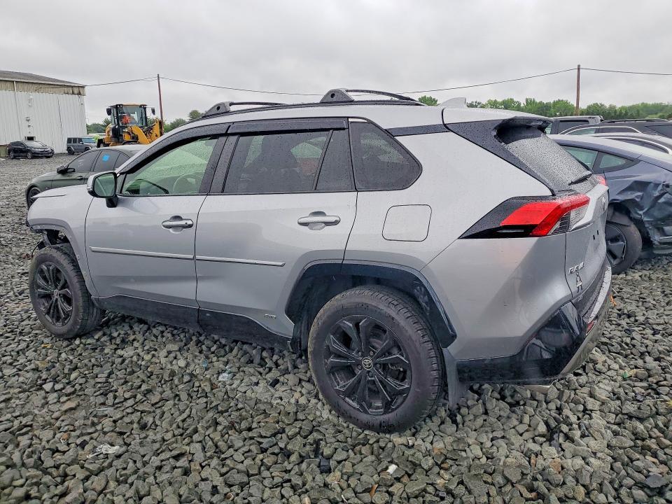 2022 TOYOTA RAV4 SE — Фото 2 из 14