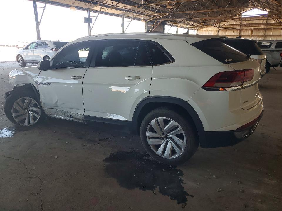 2022 VOLKSWAGEN ATLAS CROSS SPORT SE — Фото 2 из 12