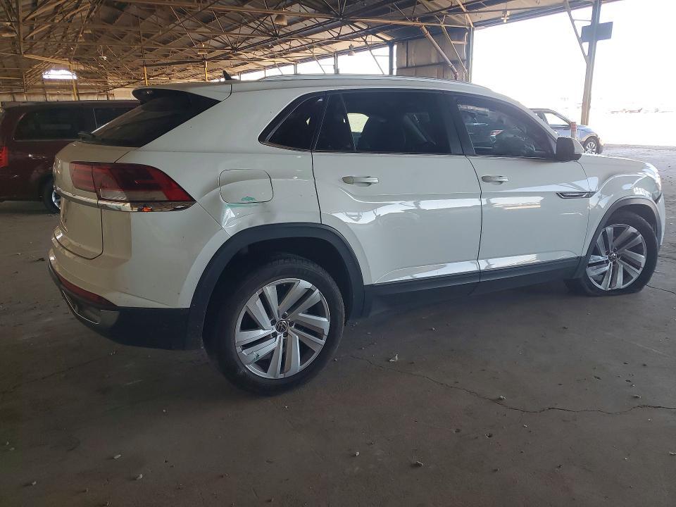 2022 VOLKSWAGEN ATLAS CROSS SPORT SE — Фото 3 из 12