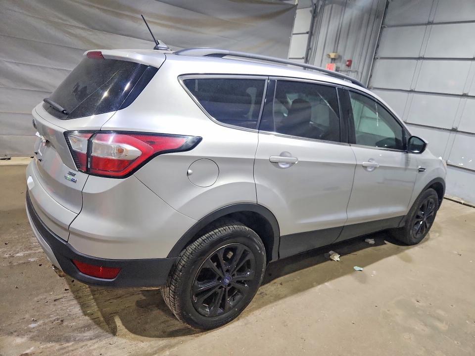 2018 FORD ESCAPE SE — Фото 3 из 13
