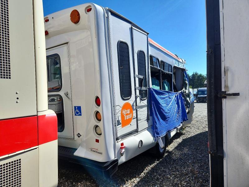 1FDFE4FS7JDC37313 2018 FORD ECONOLINE photo no. 4