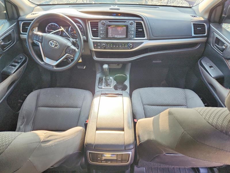 2014 TOYOTA HIGHLANDER LE — Фото 8 из 13