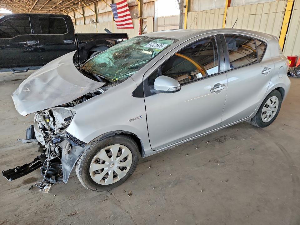 JTDKDTB3XE1558896 2014 TOYOTA PRIUS C photo no. 1