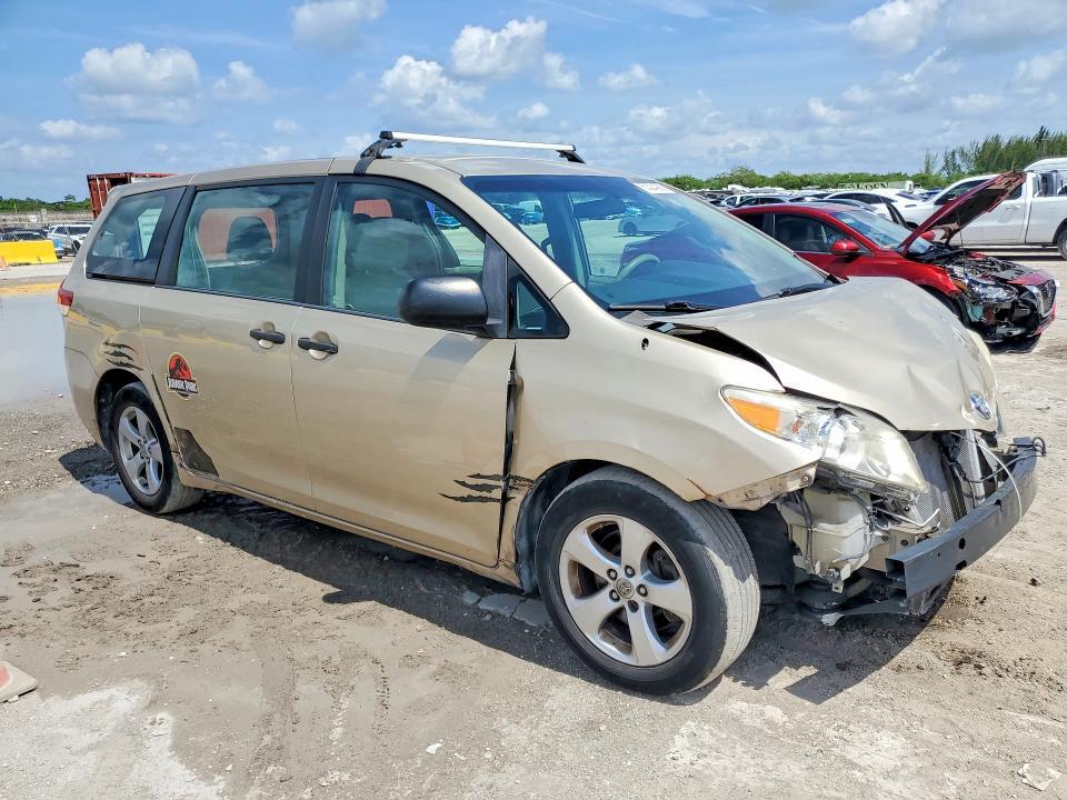 5TDZK3DCXES470225 2014 TOYOTA SIENNA photo no. 4