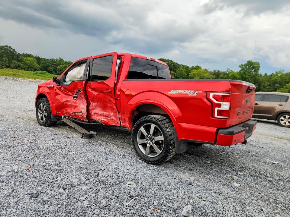 1FTEW1EP3JFA92977 2018 FORD F150 photo no. 2