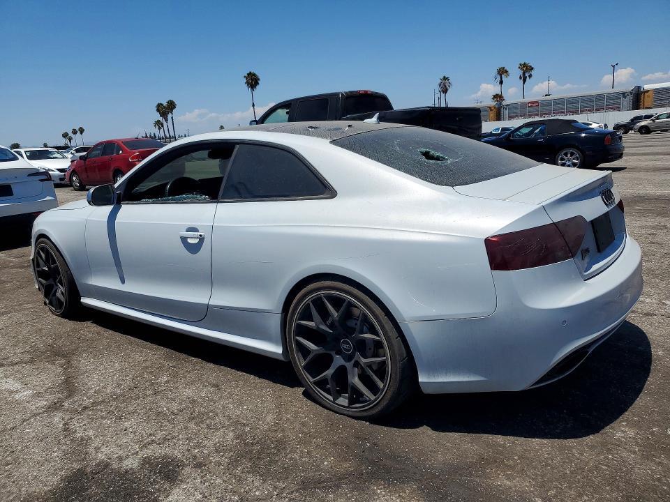 2015 AUDI RS5 — Фото 2 из 12
