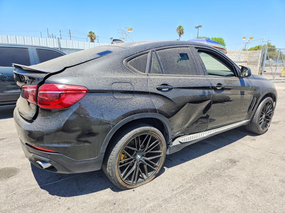 2015 BMW X6 SDRIVE35I — Фото 3 из 12