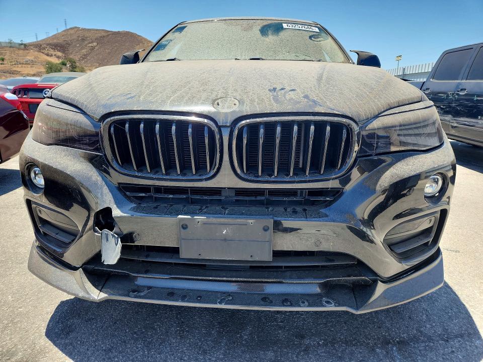 2015 BMW X6 SDRIVE35I — Фото 5 из 12