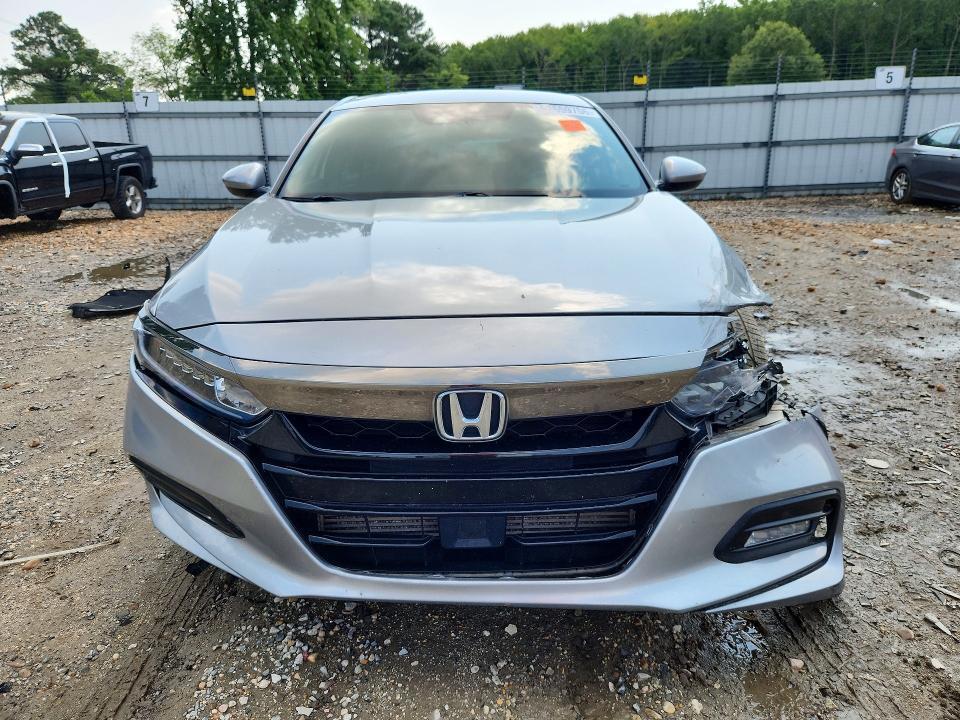 1HGCV1F30JA245013 2018 HONDA ACCORD photo no. 5