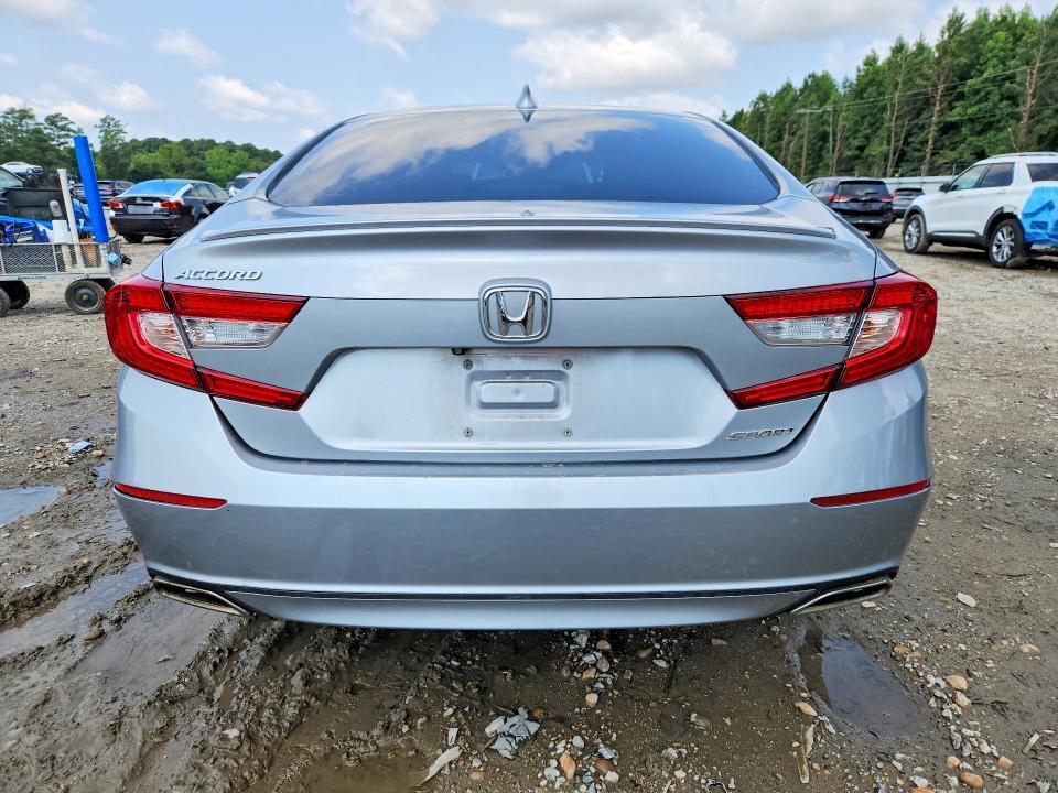 1HGCV1F30JA245013 2018 HONDA ACCORD photo no. 6