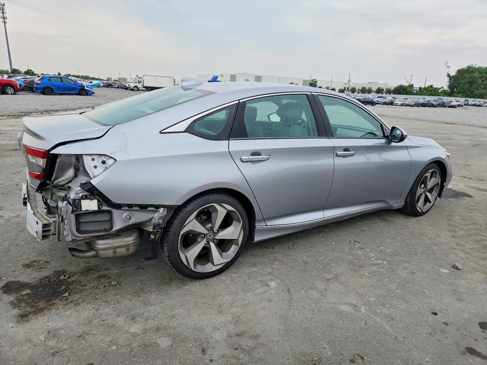 2018 HONDA ACCORD TOURING — Фото 3 из 13