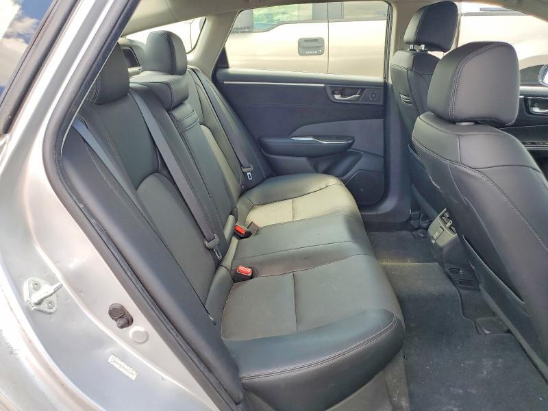 2018 HONDA CLARITY TOURING — Фото 10 из 12