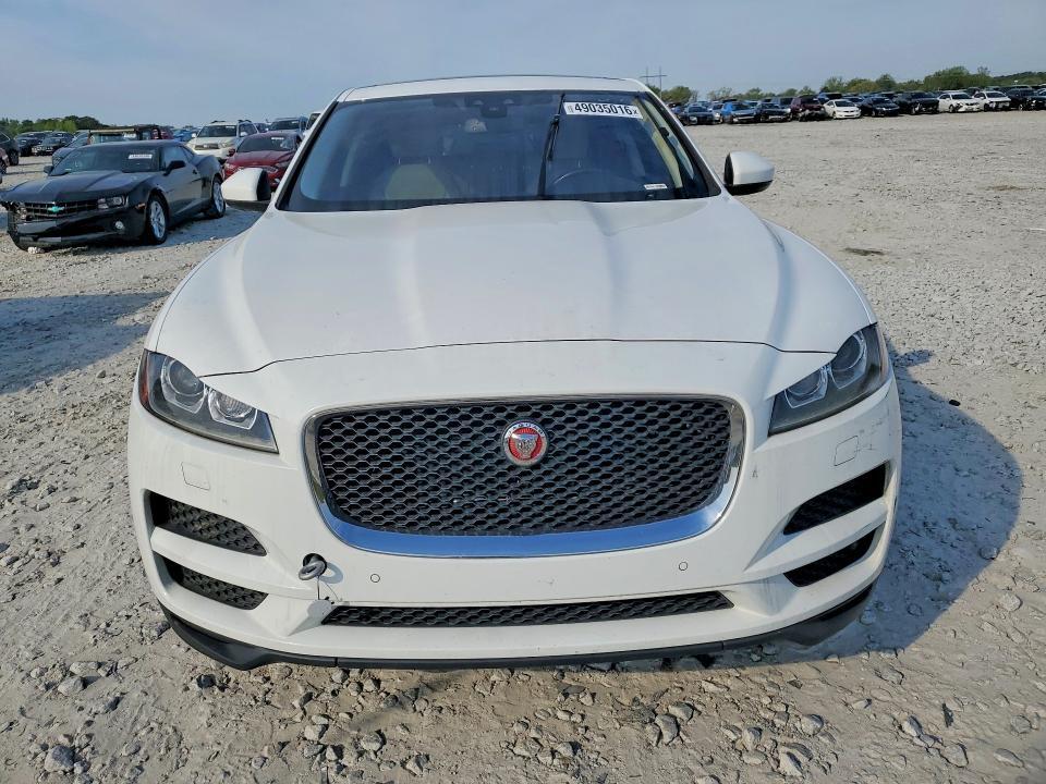 2017 JAGUAR F-PACE PREMIUM — Фото 5 из 13