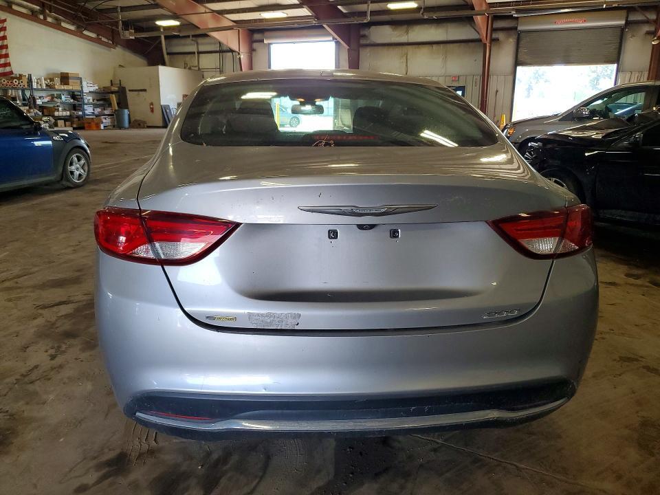 2015 CHRYSLER 200 LIMITED — Фото 6 из 12