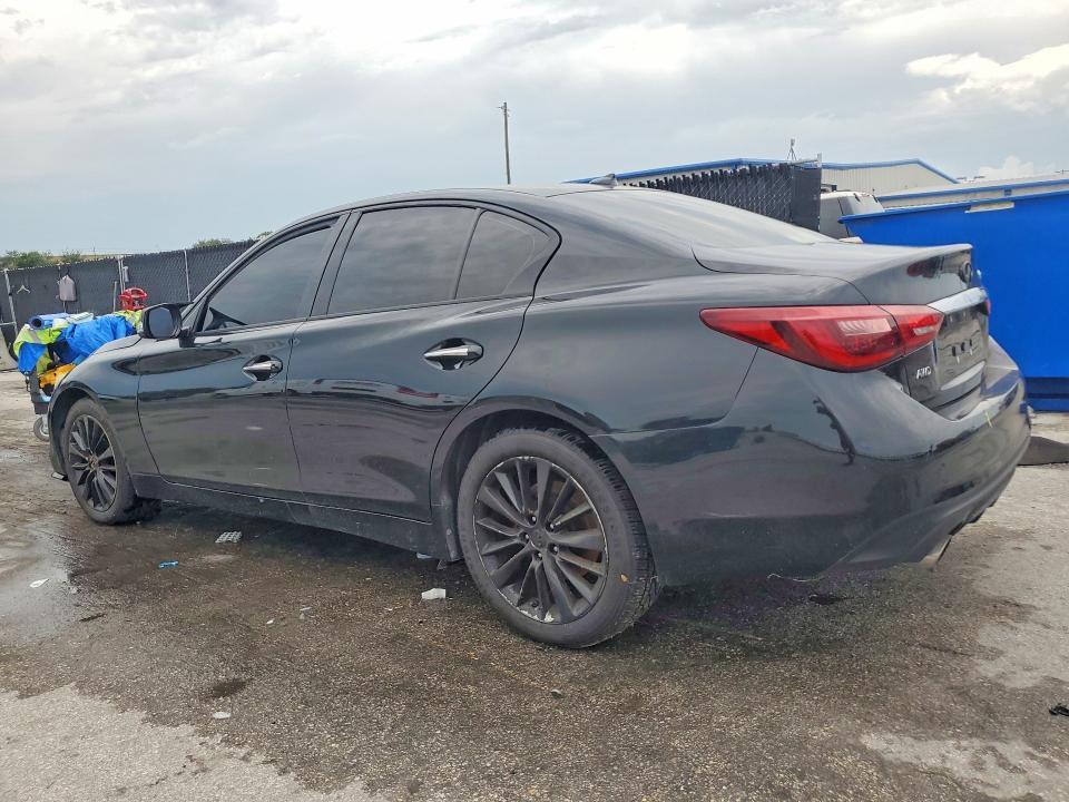 2018 INFINITI Q50 3.0T LUXE — Фото 2 из 12