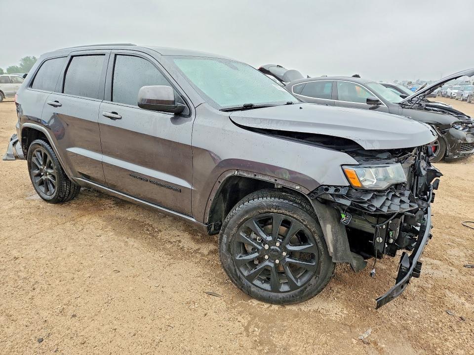1C4RJFAG9JC491672 2018 JEEP GRAND CHEROKEE photo no. 4