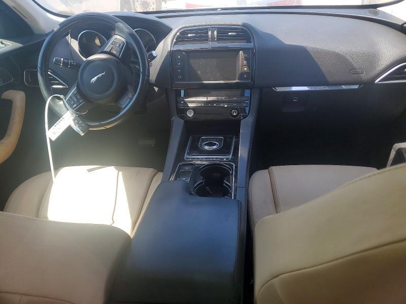 2017 JAGU F-PACE PRE — Фото 8 из 13