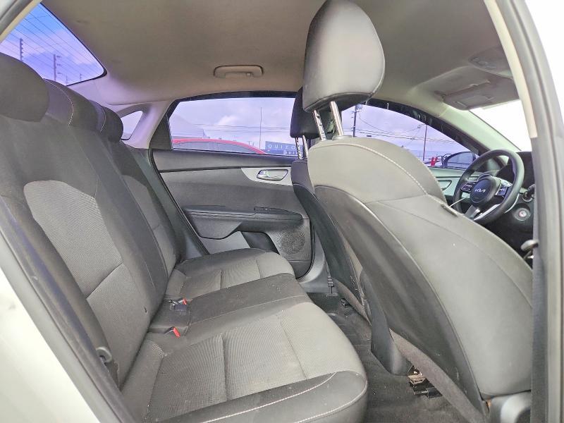 3KPF24AD9PE617587 2023 KIA FORTE photo no. 10