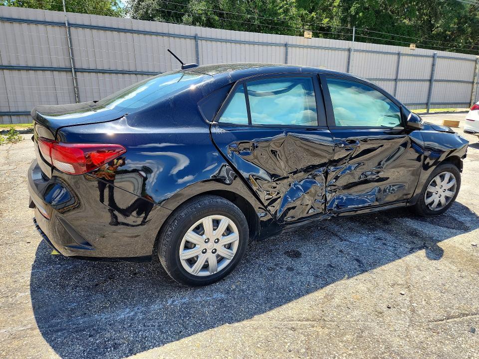 2023 KIA RIO LX — Фото 3 из 13