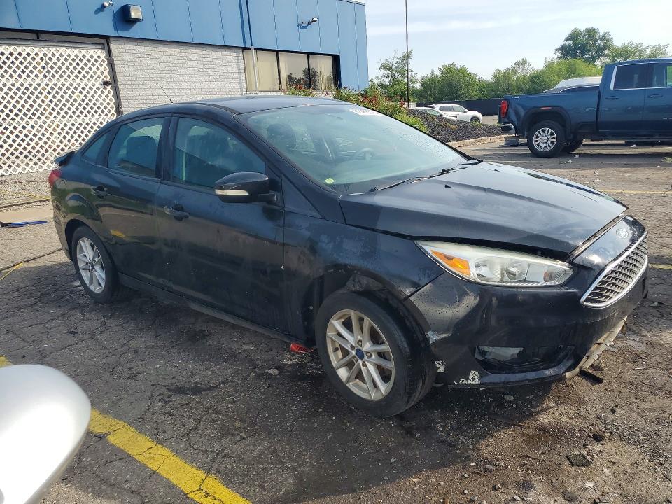 2015 FORD FOCUS SE — Фото 4 из 12