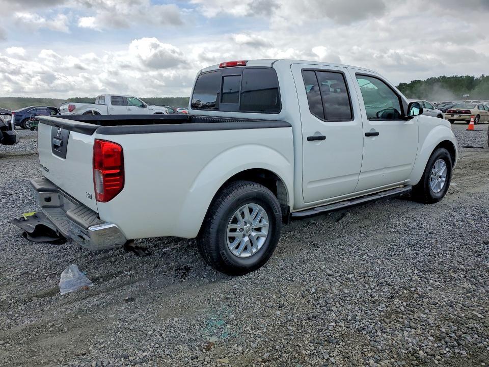2018 NISSAN FRONTIER SV — Фото 3 из 12