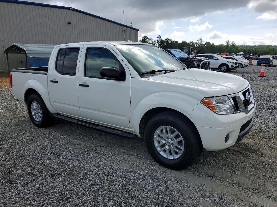 2018 NISSAN FRONTIER SV — Фото 4 из 12