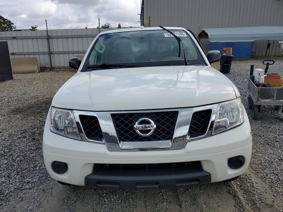 2018 NISSAN FRONTIER SV — Фото 5 из 12