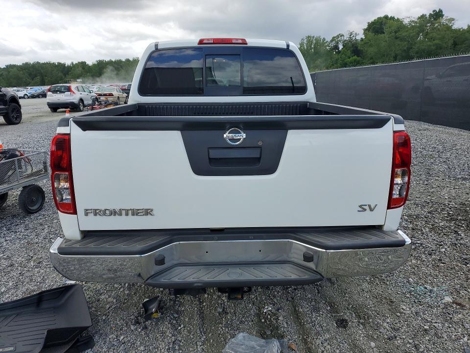 2018 NISSAN FRONTIER SV — Фото 6 из 12