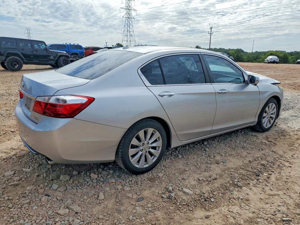 2015 HONDA ACCORD EXL — Фото 3 из 12